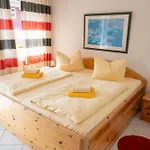 Tannenblick 2-2 3-4 アパート オーバーホーフ